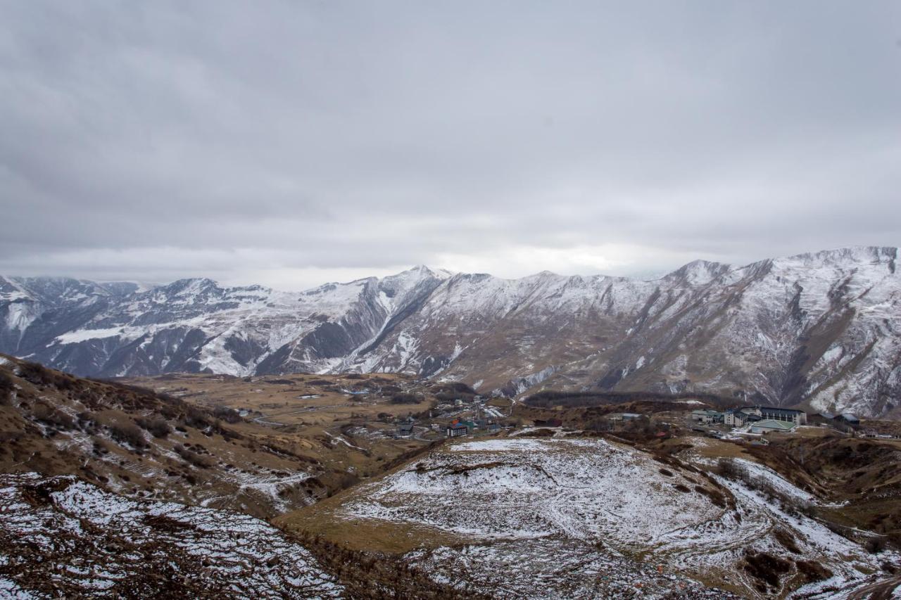Valley And Mountain View, Twins, With Hot Water Gudauri Exterior foto